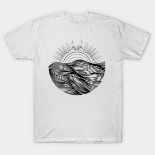 Line art like a sea with a sun in circle T-Shirt